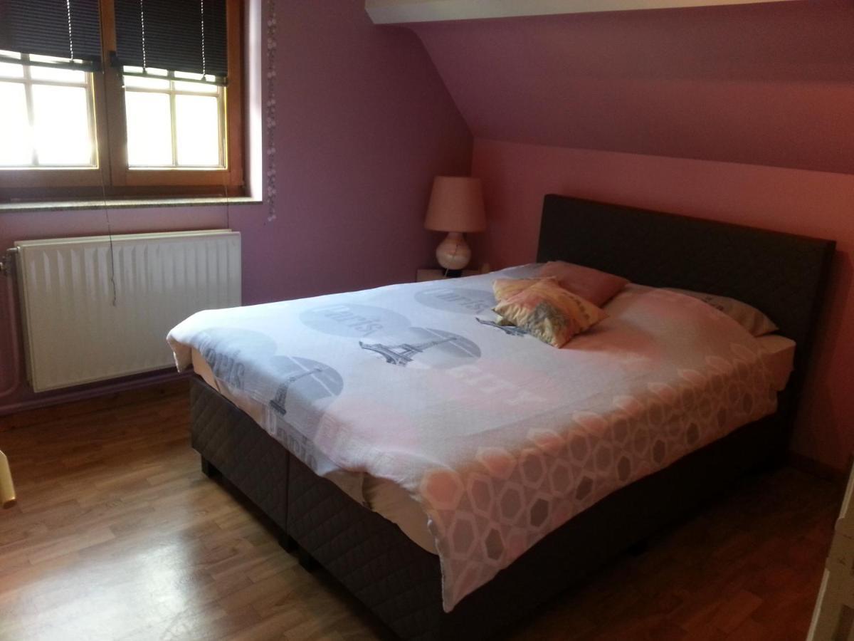 Chambre D'Hotes Du Tailfer Lustin Exterior photo